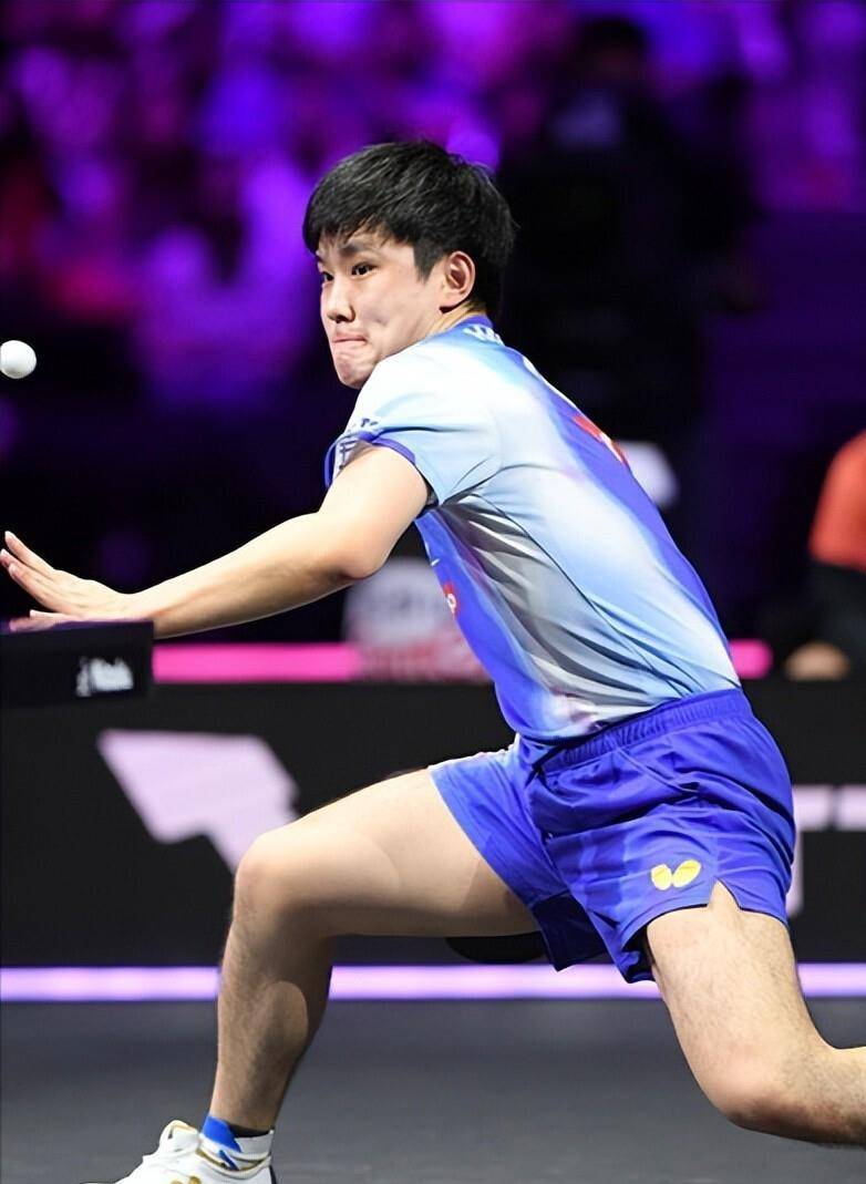 日本队完胜韩国队,张本智和高光表现 日本队完胜韩国队,张本智和高光表现